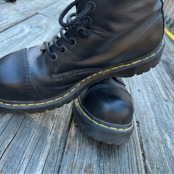 Dr. Martens Men’s Steel Toe Boot - black, 9-hole - Picture 5 of 7